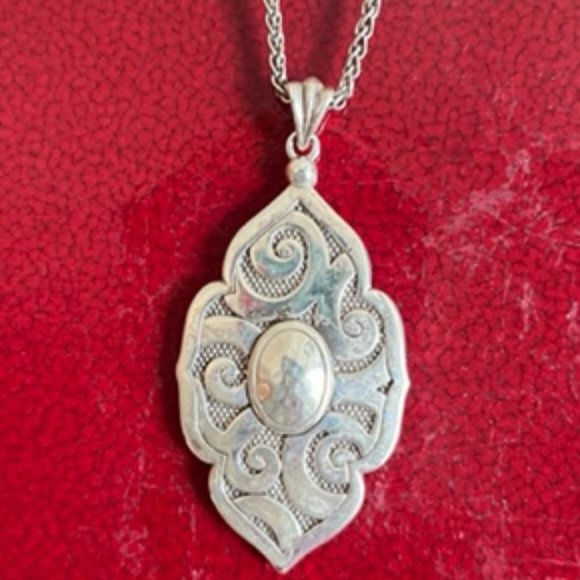Brighton Beautiful, Heavy Pendant Drop Necklace - Picture 4 of 6
